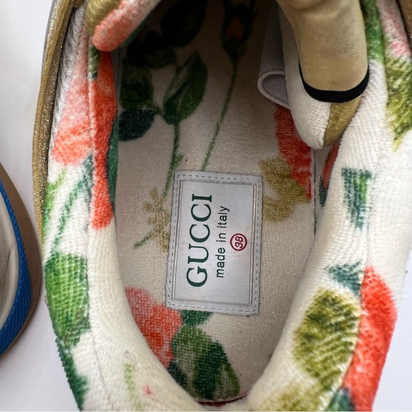 Gucci Ultraspace Sneakers - Picture 8 of 10